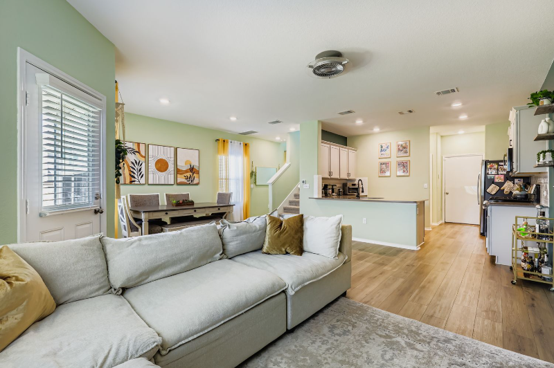 7100 Spotted Leaf Way - Photo 5 of 29