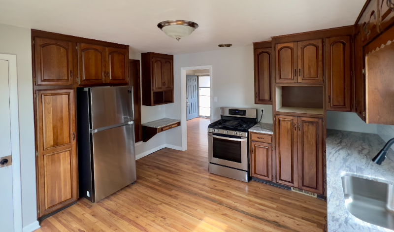 1124 N Meade Ave #A - Photo 3 of 11