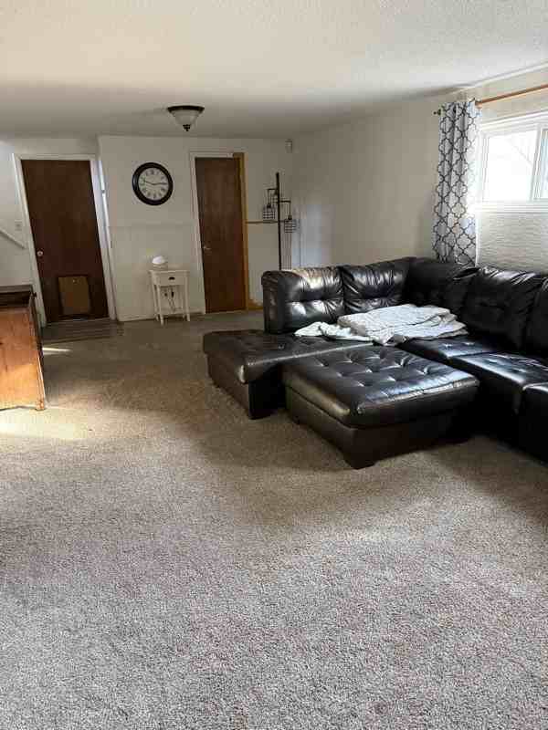 3634 Alpine Pl - Photo 2 of 9