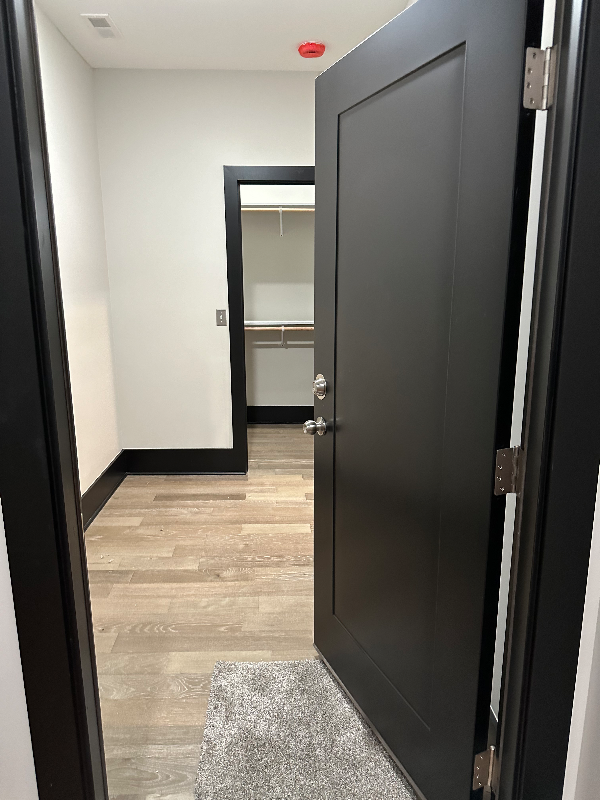 430 Main St - Photo 3 of 28