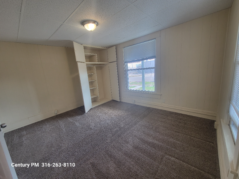 321 S Osage St #2 - Photo 7 of 11