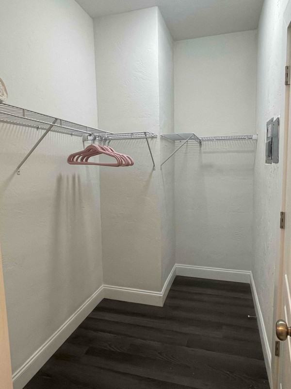 1135 Euclid Ave - Photo 3 of 5