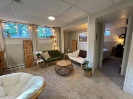 featured image of 823 Hazel St