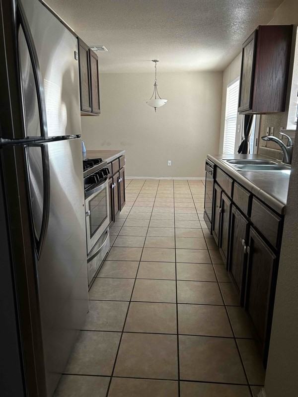 7321 Brick Dust St - Photo 7 of 36