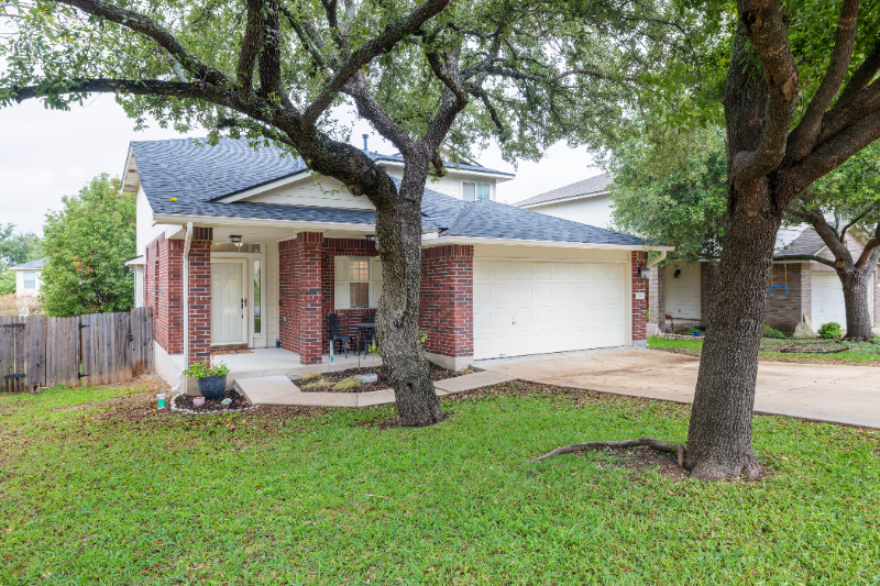 1130 Sundrop Pl - Photo 2 of 14