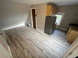 featured image of 410 N State St #4