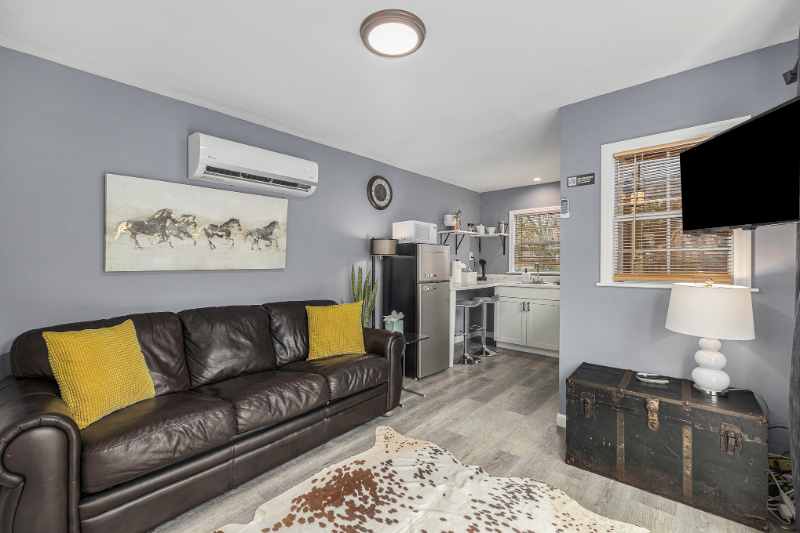 1215 Wimbee Dr - Photo 2 of 24