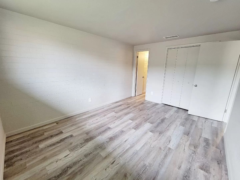 1420 S Yale St #C - Photo 3 of 14