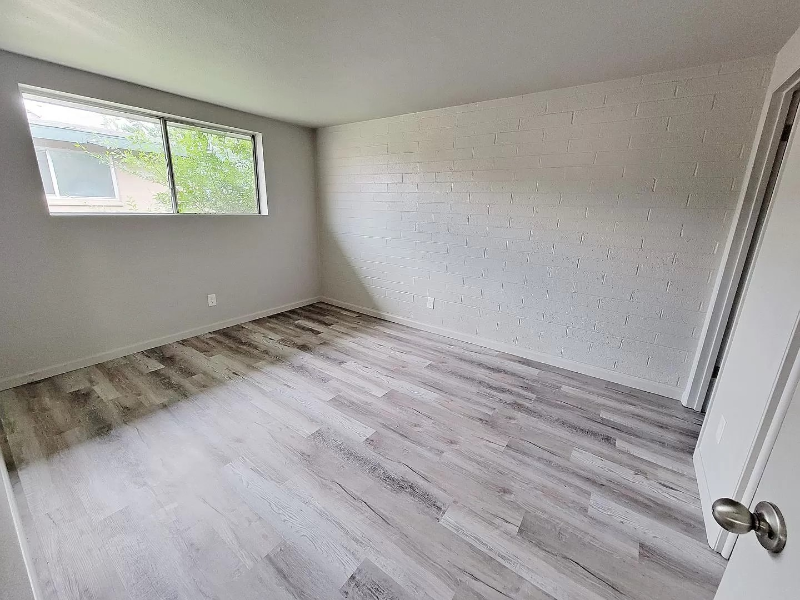 1420 S Yale St #C - Photo 4 of 14