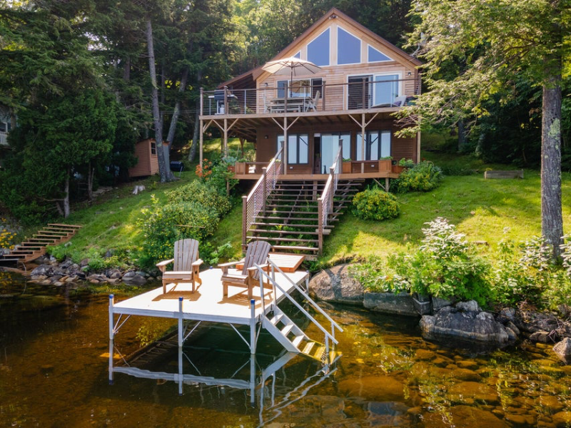 316 Redcedar Ln N - Photo 3 of 50