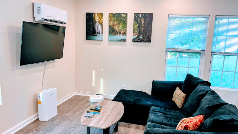 1335 Jewett St #2 - Photo 4 of 30