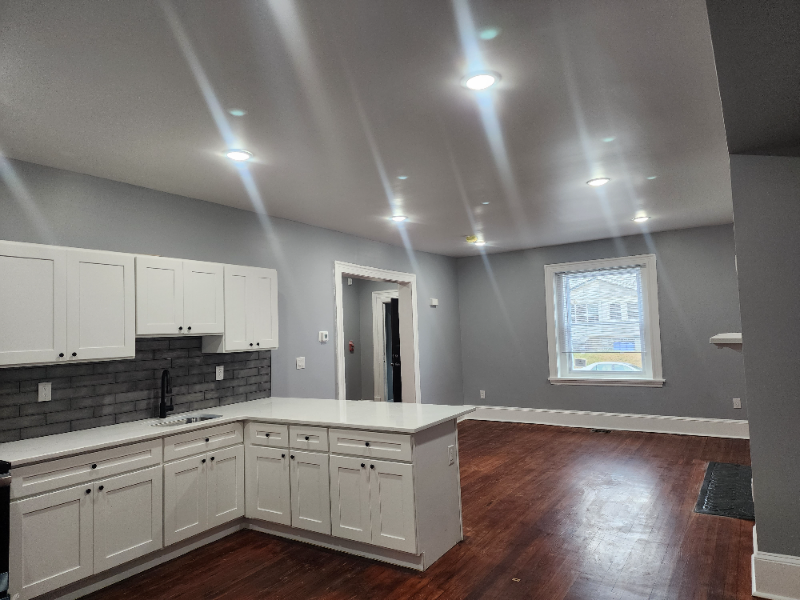 380 E Vernon Rd #1 - Photo 2 of 19