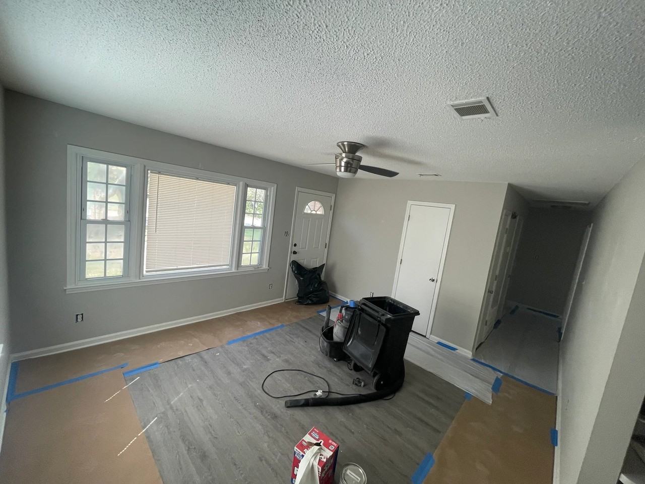 6102 Stoneyridge Dr - Photo 5 of 11