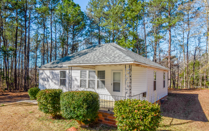 1840 Worthy Rd - Photo 5 of 36