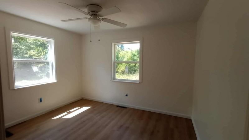 3095 White Oak Rd - Photo 6 of 7
