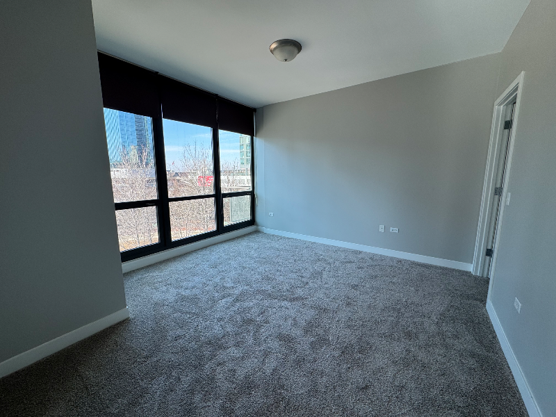708 W Wayman St - Photo 5 of 16