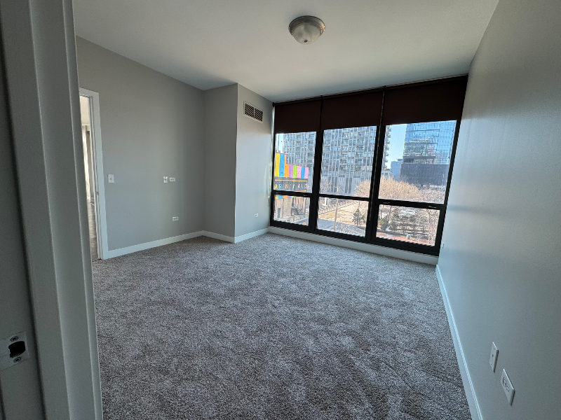 708 W Wayman St - Photo 6 of 16