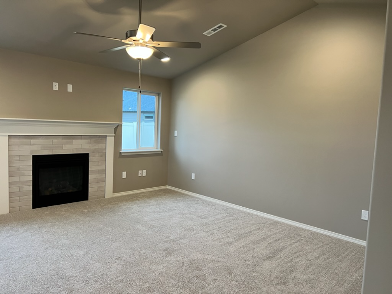 2301 S 58th Ave - Photo 3 of 24