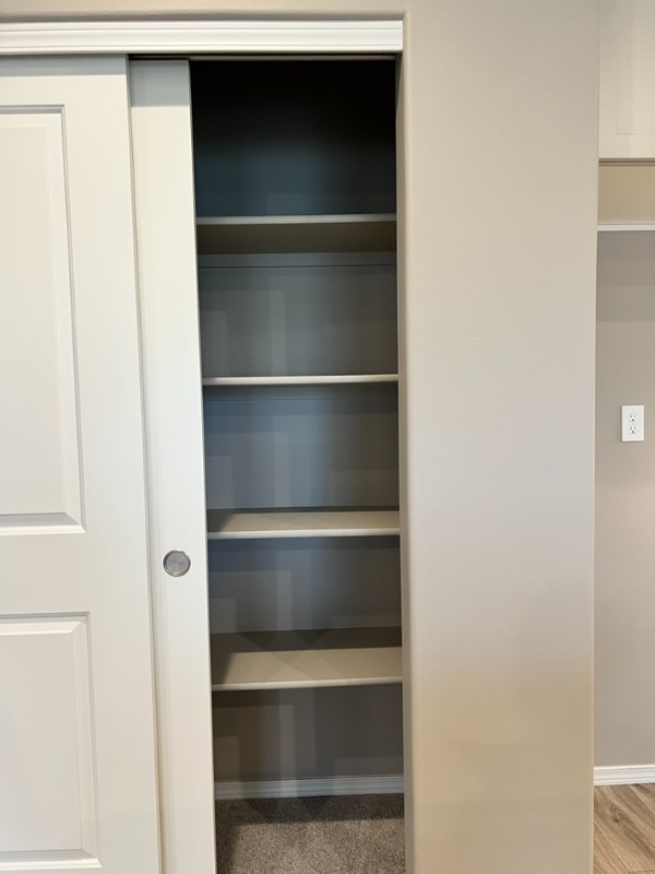 2301 S 58th Ave - Photo 7 of 24
