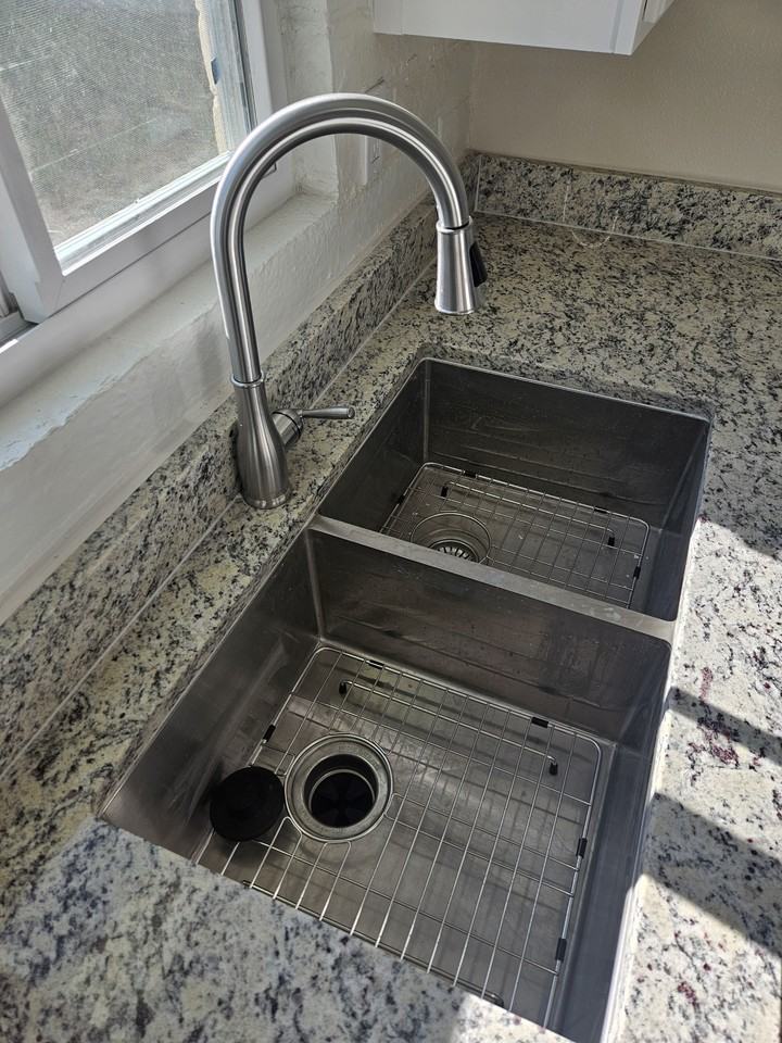 11224 Wharf Cove Dr #B - Photo 3 of 23