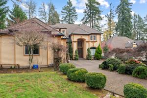 featured image of 14112 Heathrow Ln