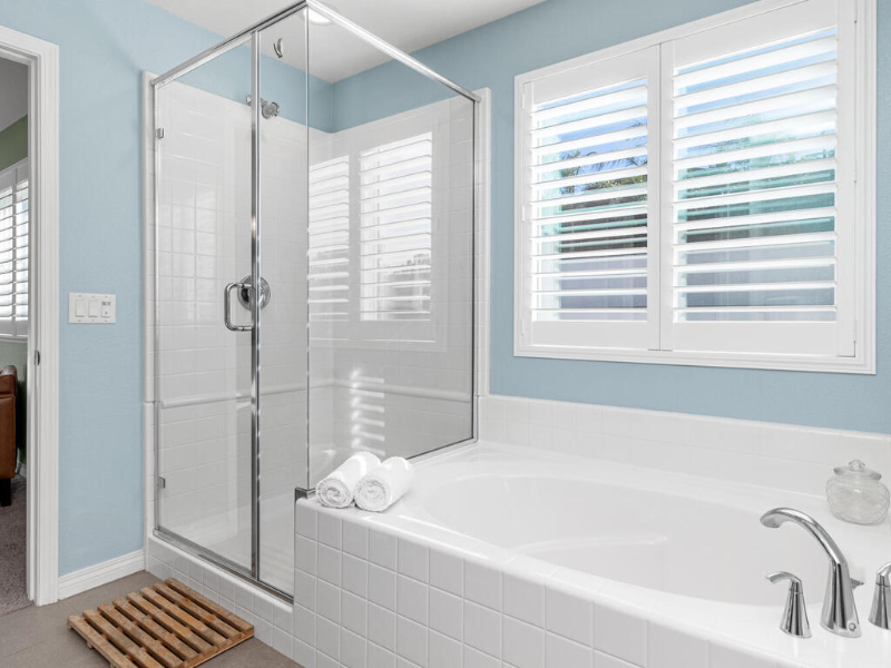 7263 Wembley St - Photo 5 of 38