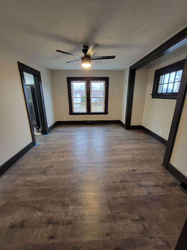 908 Weschler Ave - Photo 3 of 13