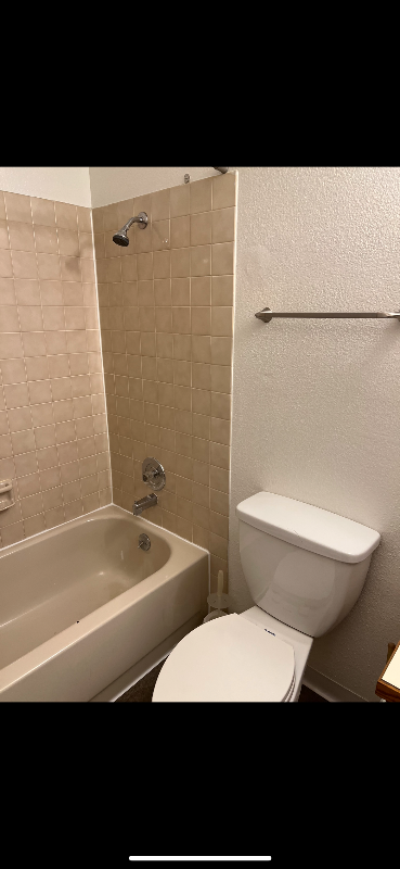 551 N Robin Cir #5 - Photo 2 of 4