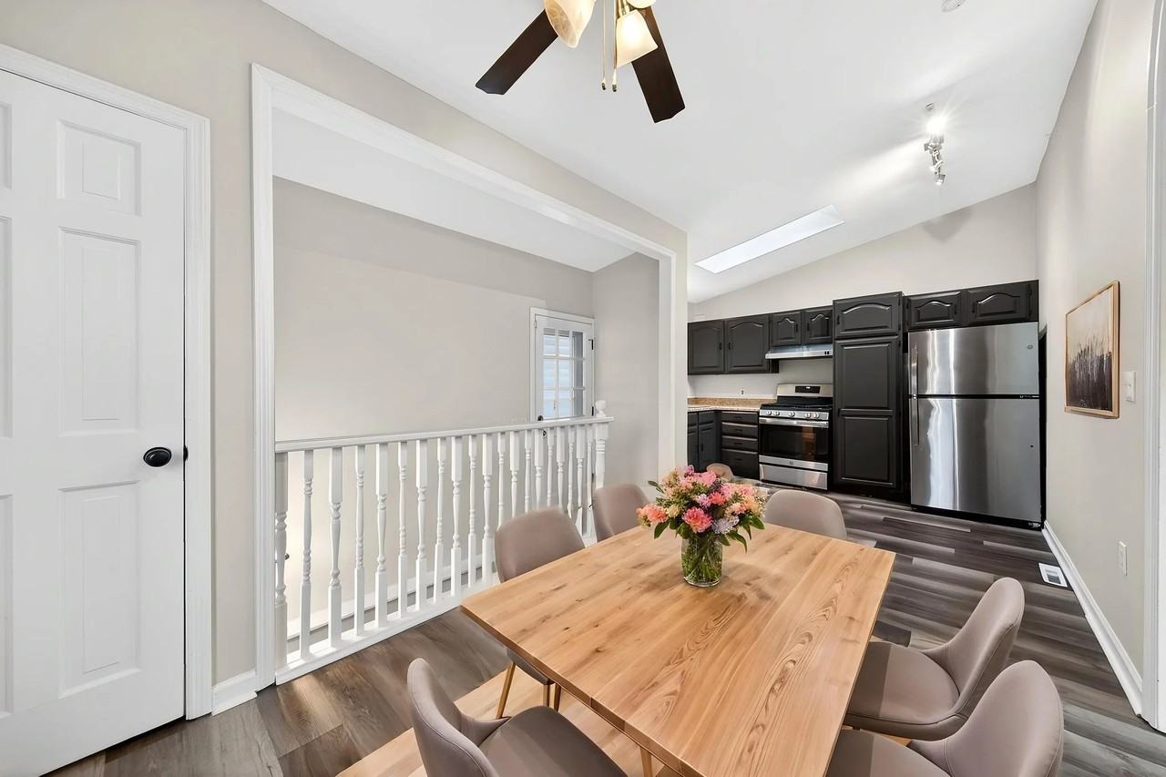 2550 Pheasant Dr - Photo 7 of 22