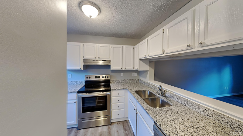4 Providence Ct - Photo 2 of 4