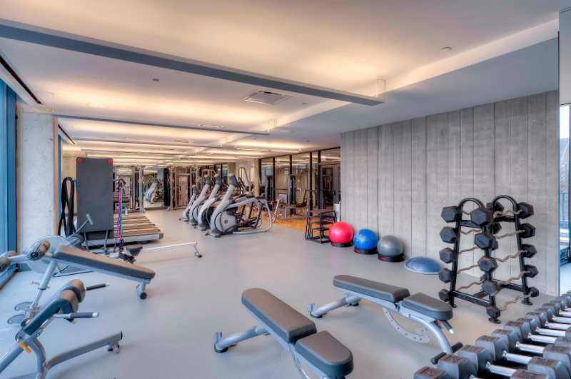 620 W Division St - Photo 6 of 8