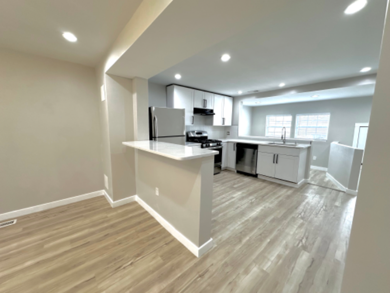 266 Saint Helena Ave - Photo 5 of 21