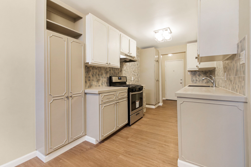 1375 N Williams St #207 - Photo 6 of 24