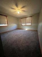 featured image of 1010 N Nashville Ave