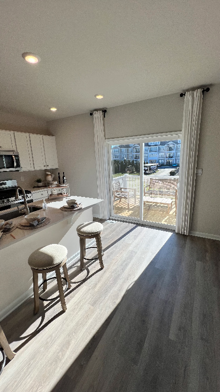 215 Macoun Way - Photo 7 of 20