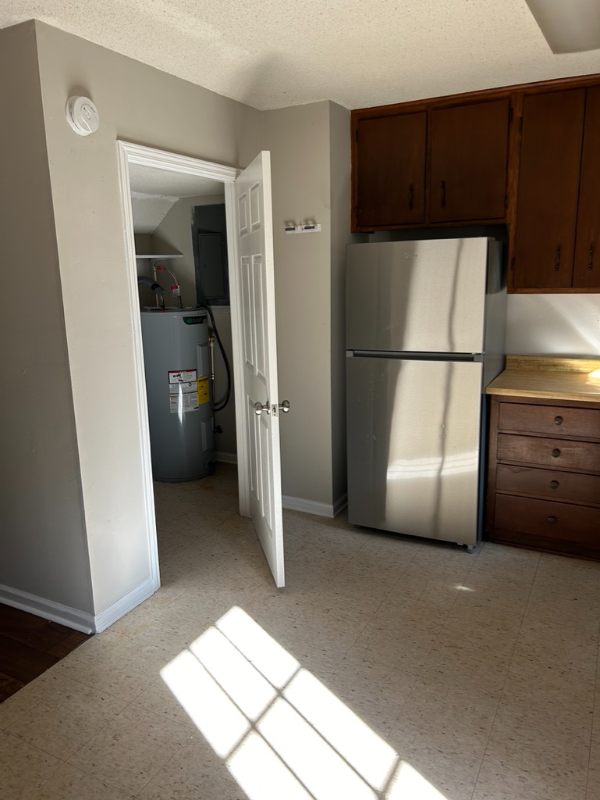 135 Park St #135 - Photo 6 of 8