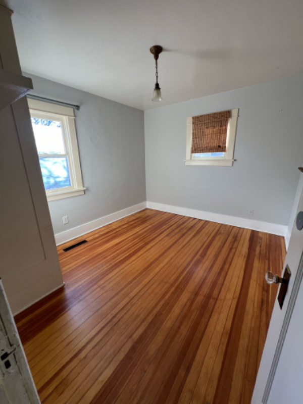 521 Garfield St - Photo 6 of 17