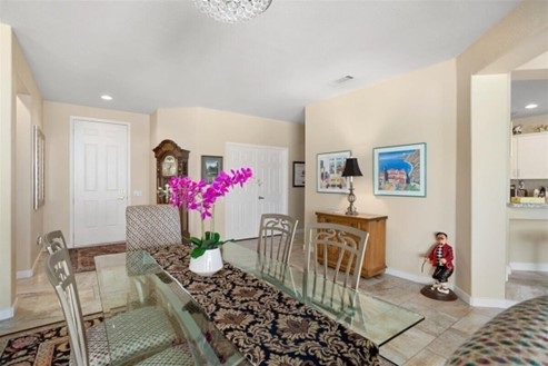 17181 W Gable End Ln - Photo 4 of 23