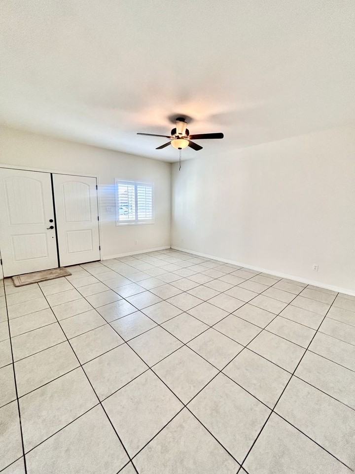 7876 E 34th Pl - Photo 2 of 19