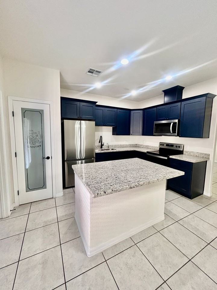 7876 E 34th Pl - Photo 4 of 19