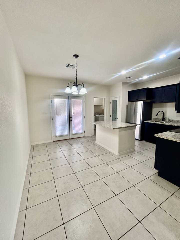 7876 E 34th Pl - Photo 6 of 19