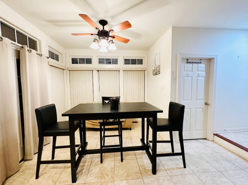 16521 Louisville Pl - Photo 7 of 8