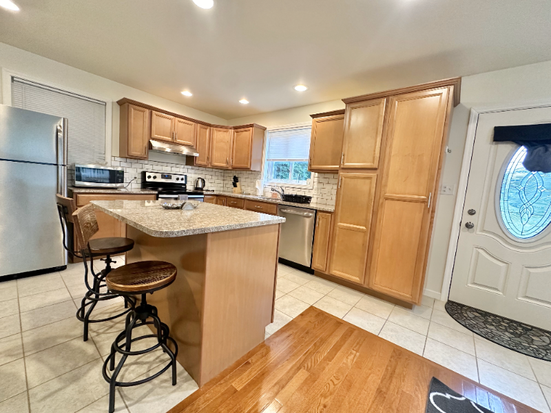 826 C St #102 - Photo 2 of 17