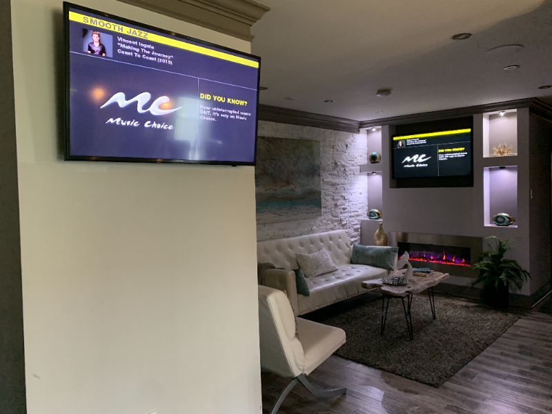 7724 Hanover Pkwy - Photo 2 of 4