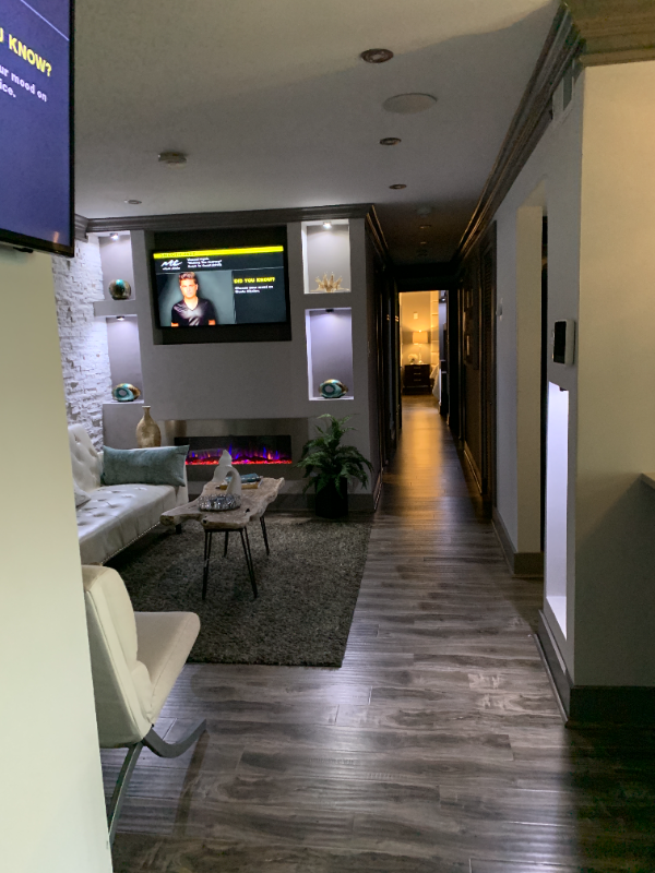 7724 Hanover Pkwy - Photo 3 of 4