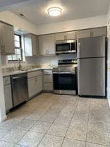 726 Ohio Pike #G - Photo 1 of 1