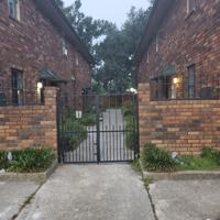 featured image of 1532 Hickory Ave #D