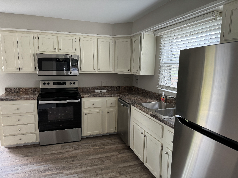 4239 Norcross Rd - Photo 4 of 20