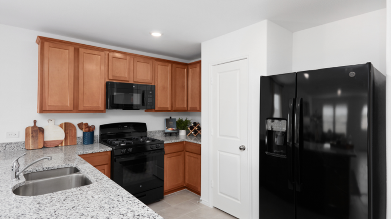 1205 Catclaw Rd - Photo 5 of 11