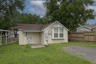 134 1/2 21st Ave N #3 - Photo 1 of 1